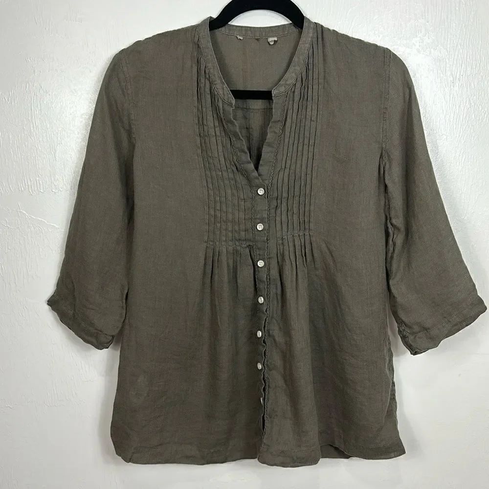 Brown Pintuck Button Down 3/4 Sleeve V-neck Top Blouse Size S